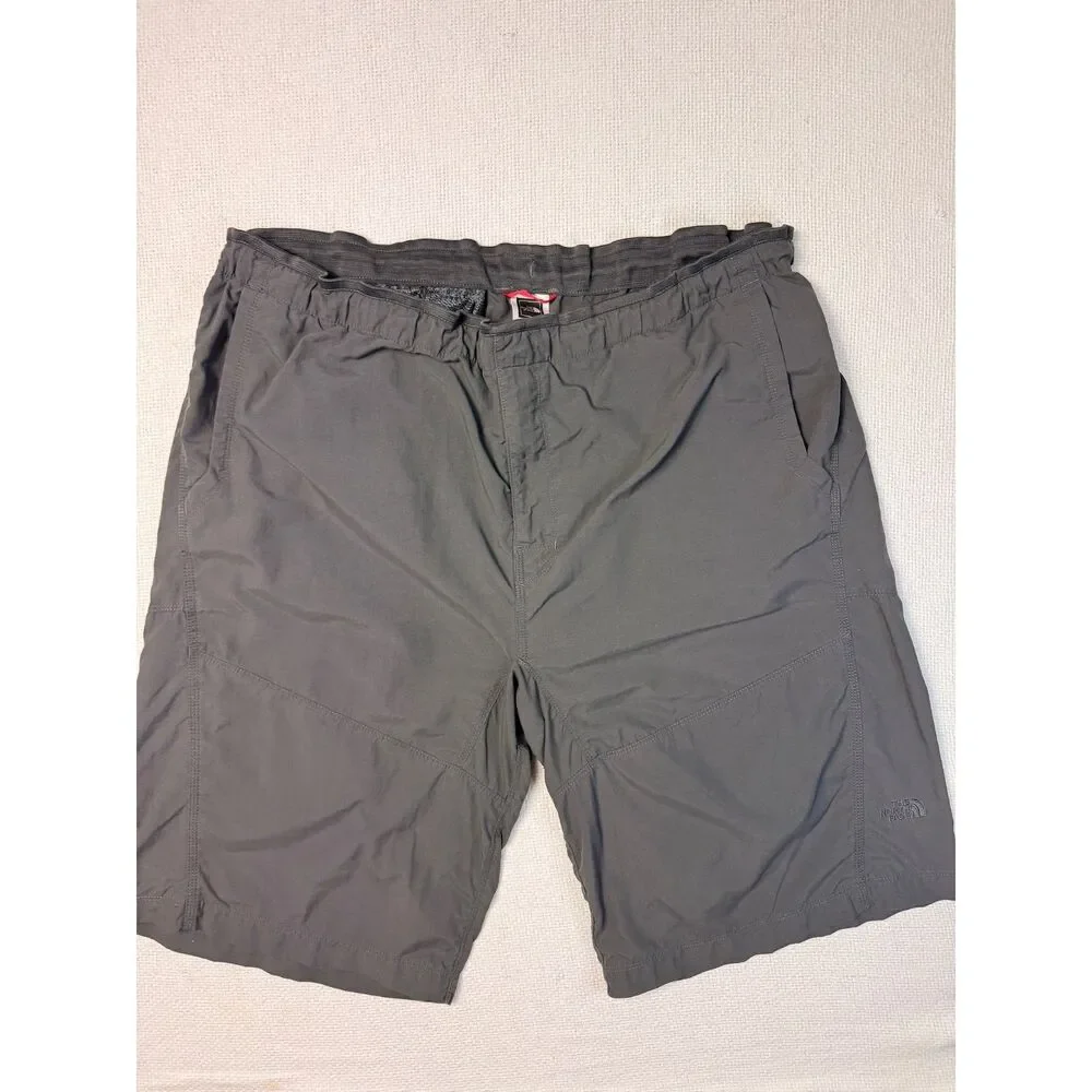 The North Face Men's XL Gray Nylon Hiking Trail Shorts Lightweight
